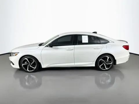 More photos of 2022 Honda Accord Sport at Clement Supercenter, MO