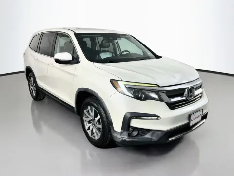 Another view of 2019 Honda Pilot EX-L for sale in Saint Charles, MO at Clement Supercenter