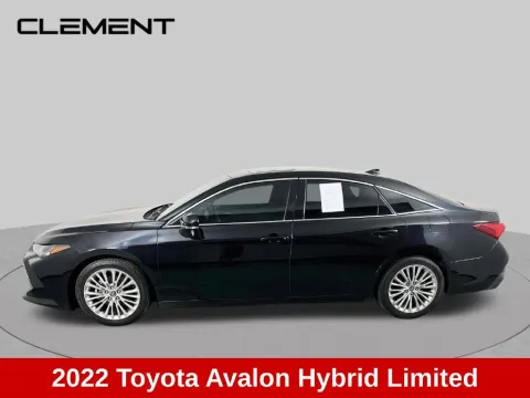 More photos of 2022 Toyota Avalon Hybrid Limited at Clement Supercenter, MO