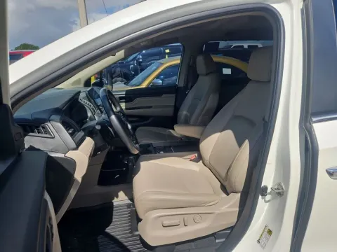 Photos of 2019 Honda Odyssey Touring for sale in Saint Charles, MO at Clement Supercenter