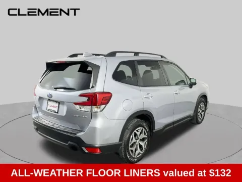 More photos of 2020 Subaru Forester Premium at Clement Supercenter, MO