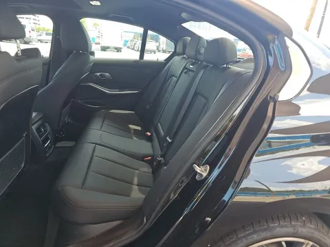 More photos of 2020 BMW 3 Series 330i at Clement Supercenter, MO