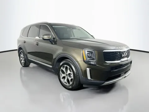 More photos of 2022 Kia Telluride EX at Clement Supercenter, MO
