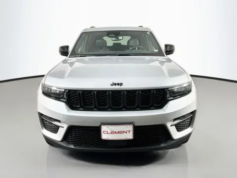 Another view of 2022 Jeep Grand Cherokee Altitude for sale in Saint Charles, MO at Clement Supercenter