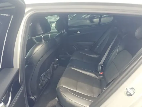 More photos of 2022 Kia Stinger GT-Line at Clement Supercenter, MO