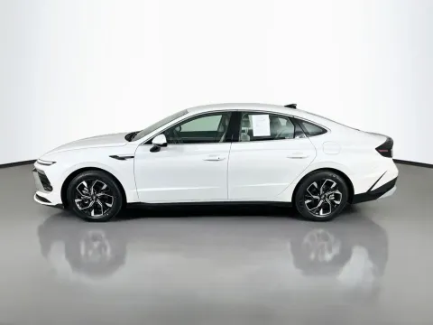 More photos of 2025 Hyundai Sonata SEL at Clement Supercenter, MO