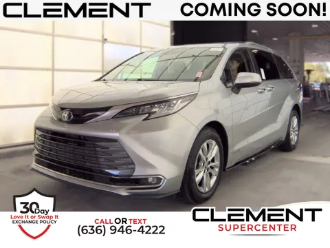Silver 2021 Toyota Sienna Limited for sale in Saint Charles, MO