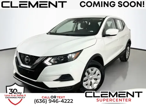 White 2020 Nissan Rogue Sport S for sale in Saint Charles, MO