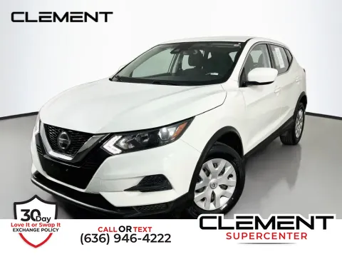 White 2020 Nissan Rogue Sport S for sale in Saint Charles, MO