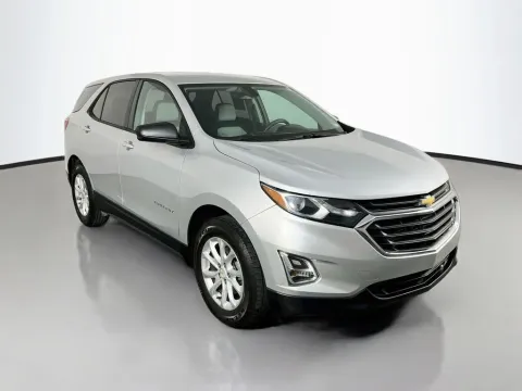 More photos of 2019 Chevrolet Equinox LS at Clement Supercenter, MO