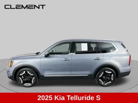 More photos of 2025 Kia Telluride S at Clement Supercenter, MO