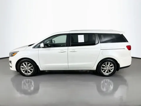 More photos of 2021 Kia Sedona EX at Clement Supercenter, MO