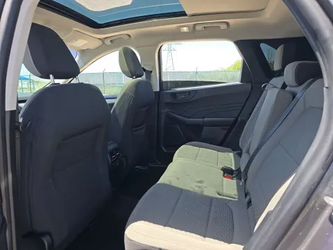 More photos of 2022 Ford Escape SE at Clement Supercenter, MO