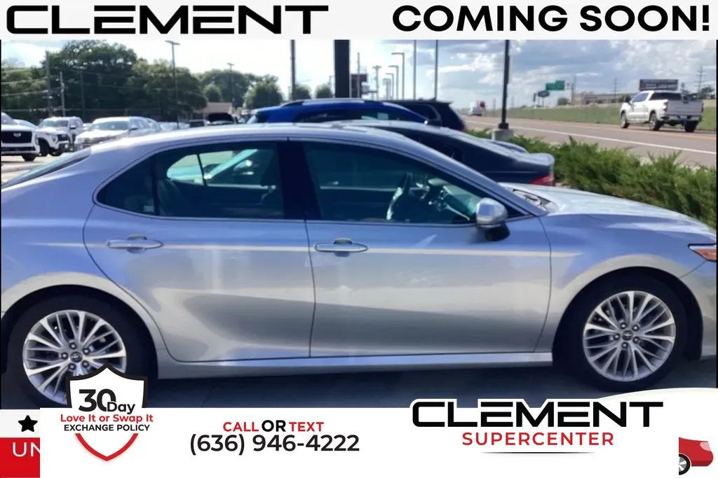 Silver 2018 Toyota Camry XLE for sale in Saint Charles, MO