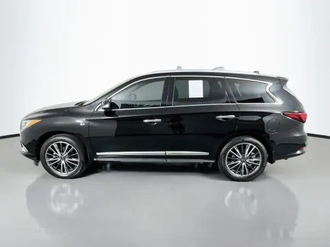 More photos of 2020 INFINITI QX60 Signature Edition at Clement Supercenter, MO