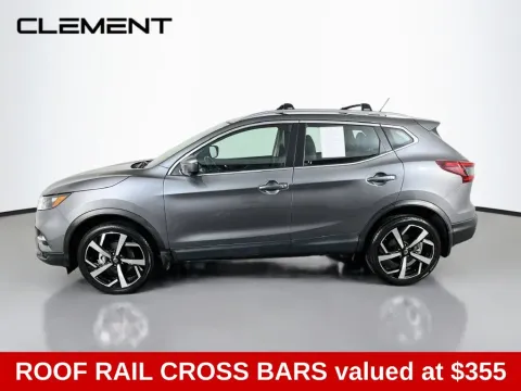 More photos of 2022 Nissan Rogue Sport SL at Clement Supercenter, MO