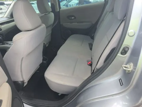 More photos of 2017 Honda HR-V LX at Clement Supercenter, MO
