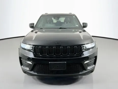 Photos of 2023 Jeep Grand Cherokee Altitude X for sale in Saint Charles, MO at Clement Supercenter