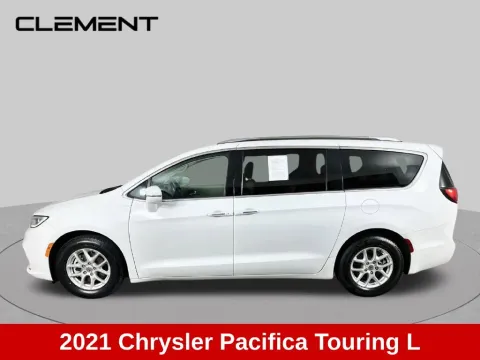 More photos of 2021 Chrysler Pacifica Touring L at Clement Supercenter, MO