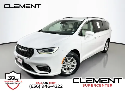 White 2021 Chrysler Pacifica Touring L for sale in Saint Charles, MO