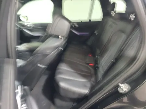 More photos of 2022 BMW X5 xDrive40i at Clement Supercenter, MO
