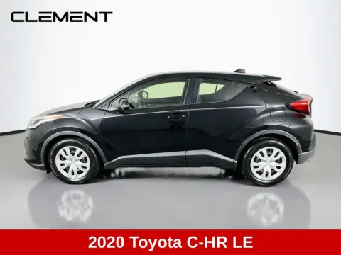More photos of 2020 Toyota C-HR LE at Clement Supercenter, MO