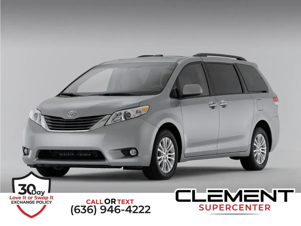2013 Toyota Sienna LE for sale in Saint Charles, MO