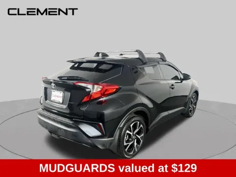 More photos of 2022 Toyota C-HR XLE at Clement Supercenter, MO
