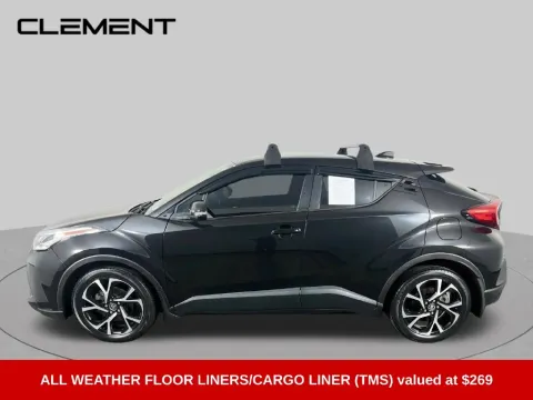 More photos of 2022 Toyota C-HR XLE at Clement Supercenter, MO