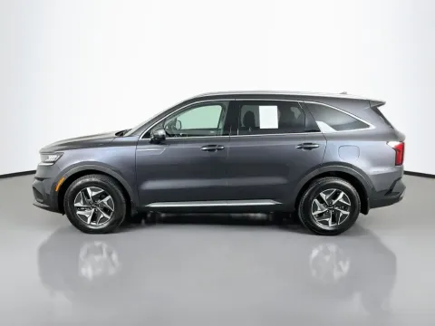 More photos of 2022 Kia Sorento Hybrid S at Clement Supercenter, MO