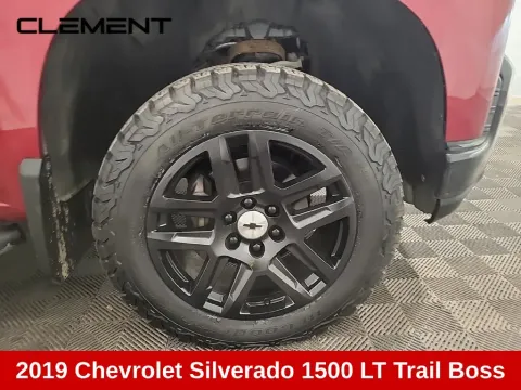More photos of 2019 Chevrolet Silverado 1500 LT Trail Boss at Clement Supercenter, MO