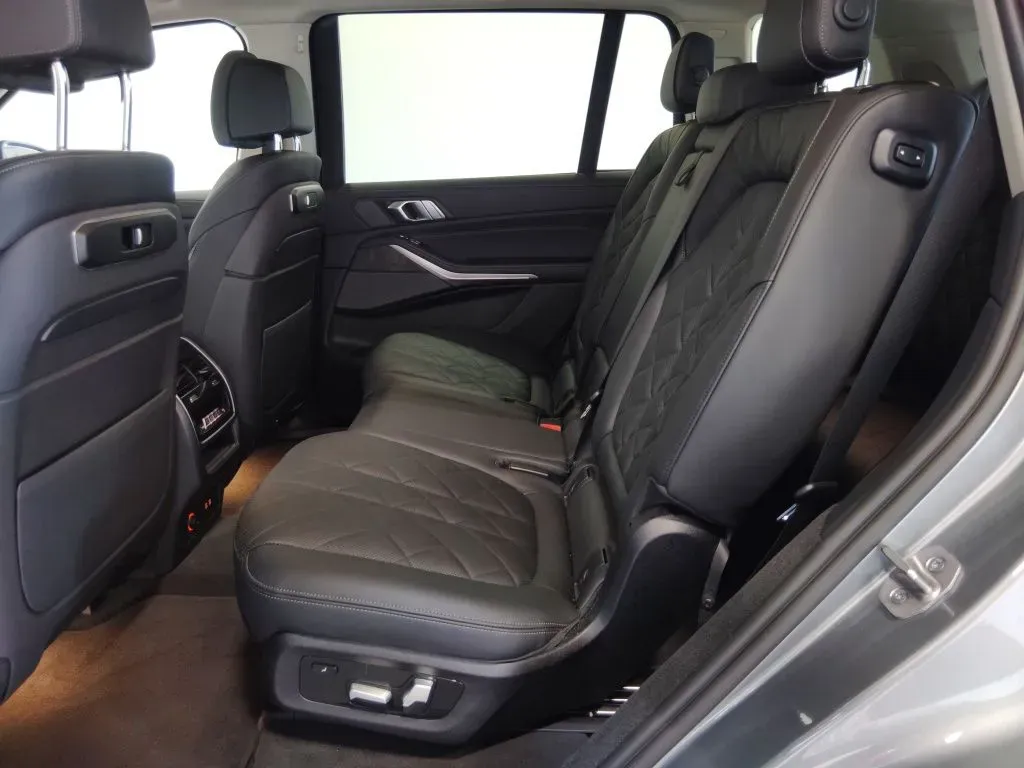 2023 BMW X7 40i - Photo 41