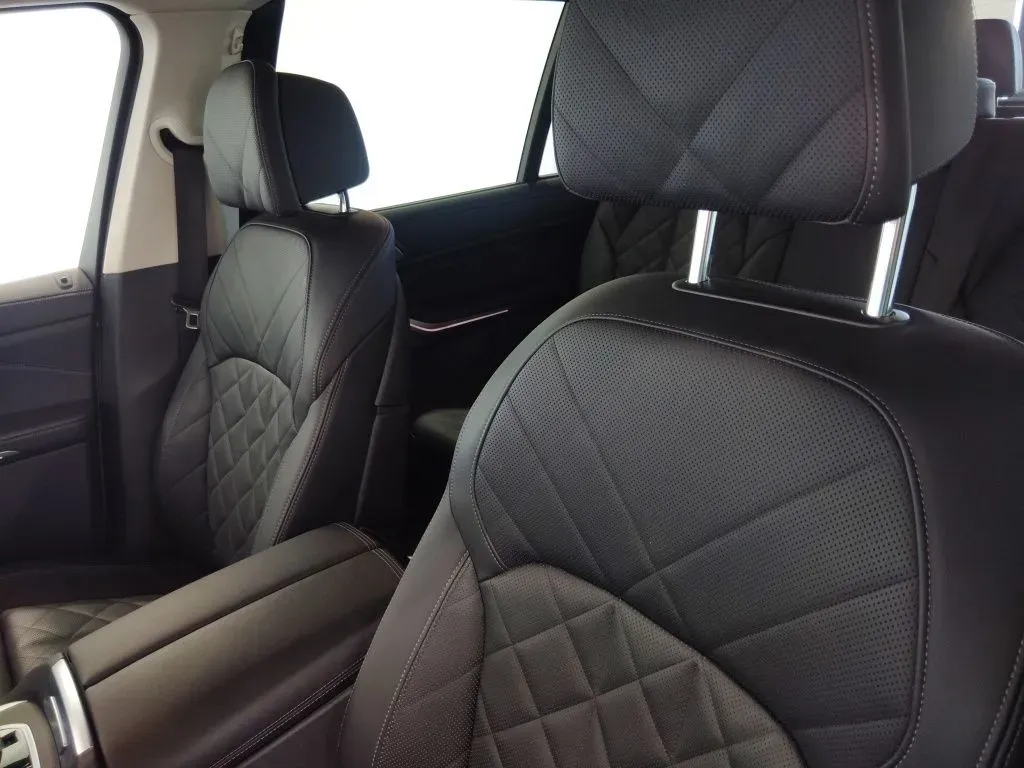 2023 BMW X7 40i - Photo 38