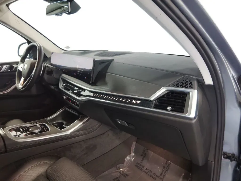 2023 BMW X7 40i - Photo 53