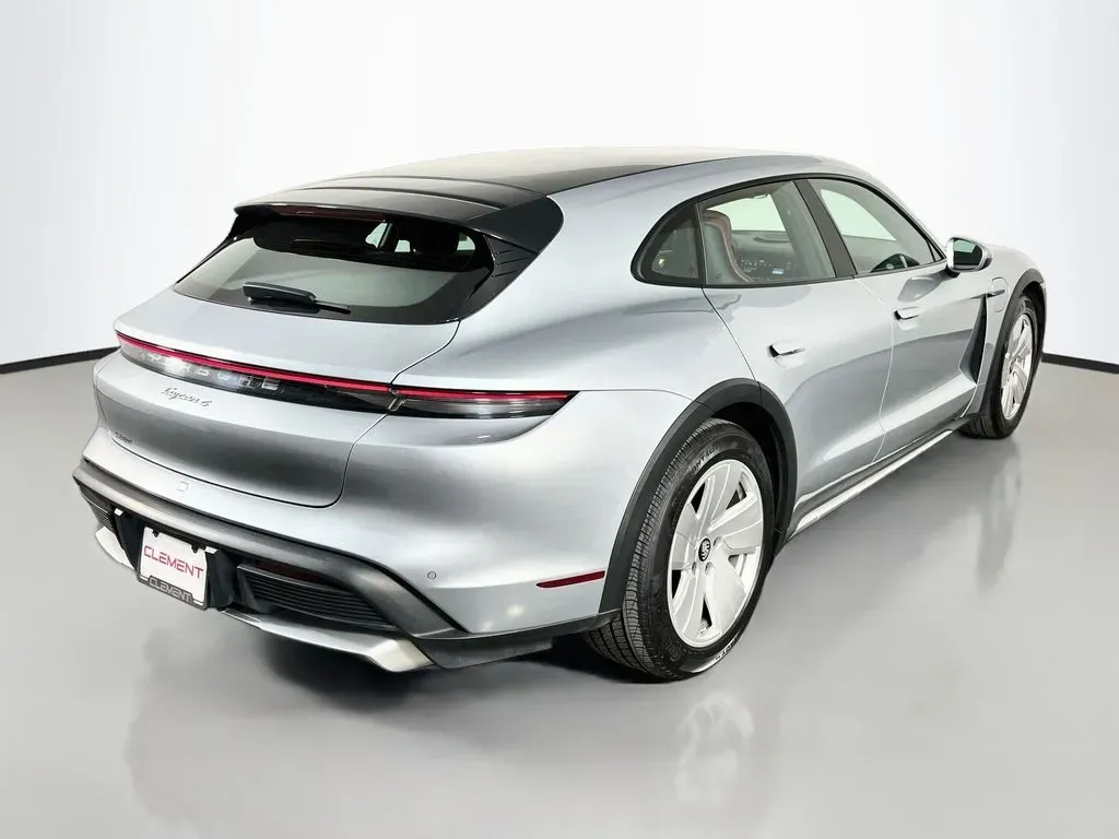 2022 Porsche Taycan Base - Photo 7