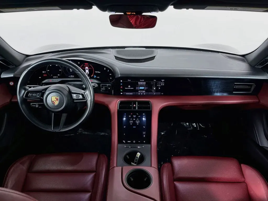 2022 Porsche Taycan Base - Photo 12