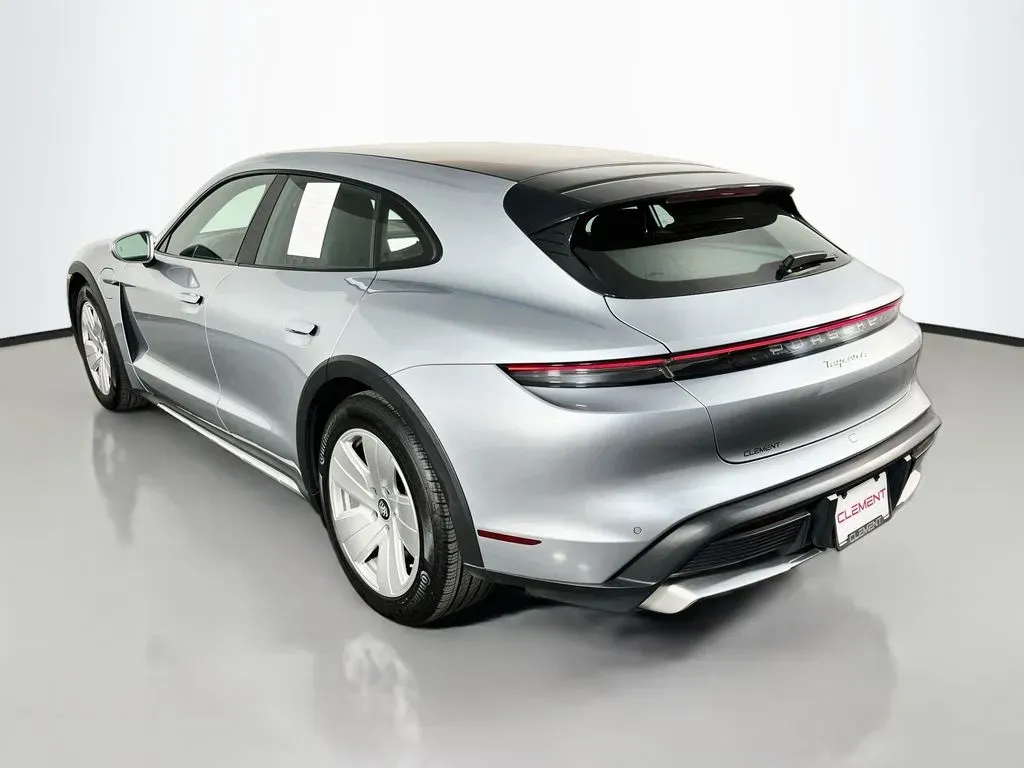 2022 Porsche Taycan Base - Photo 9