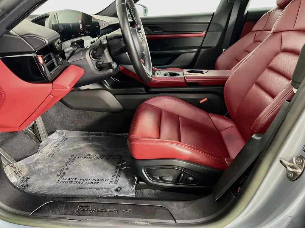 2022 Porsche Taycan Base - Photo 27