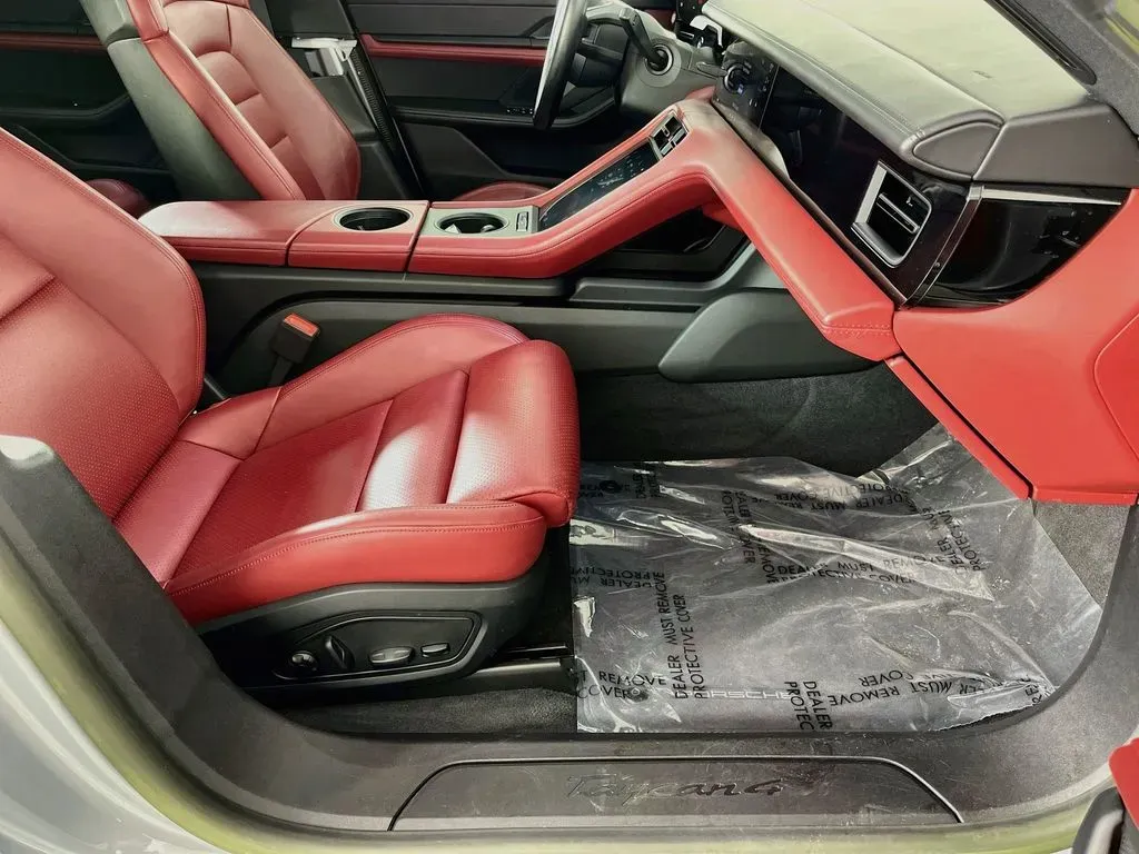 2022 Porsche Taycan Base - Photo 34