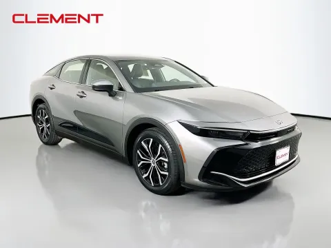 More photos of 2025 Toyota Crown XLE at Clement Pre-Owned, MO