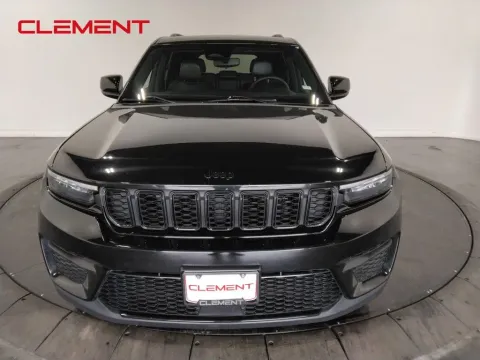 Another view of 2023 Jeep Grand Cherokee Altitude X for sale in Florissant, MO at Clement Pre-Owned