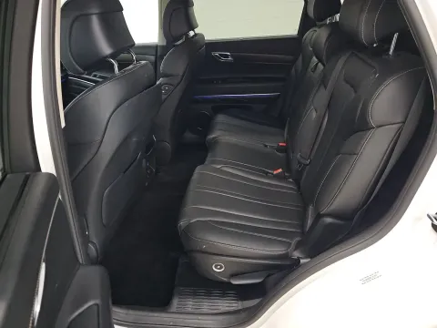 More photos of 2024 Genesis GV80 2.5T at Clement Pre-Owned, MO