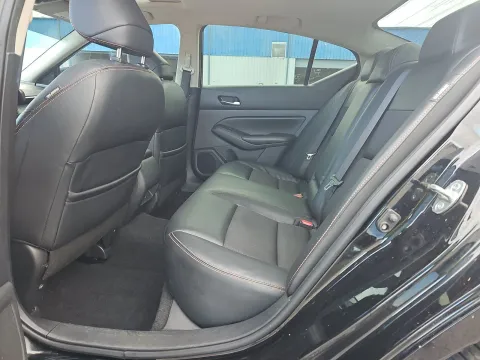 More photos of 2021 Nissan Altima 2.5 SR at Clement Pre-Owned, MO