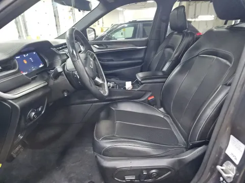 Another view of 2024 Jeep Grand Cherokee L Limited for sale in Florissant, MO at Clement Pre-Owned