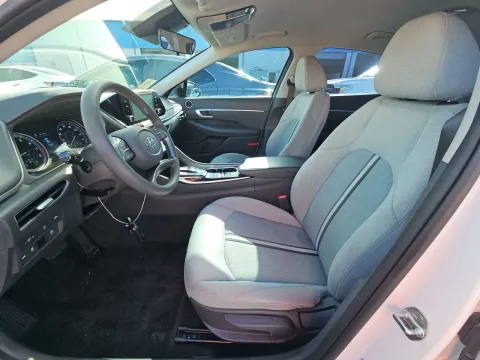 Another view of 2021 Hyundai Sonata SE for sale in Florissant, MO at Clement Pre-Owned