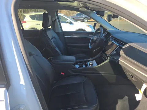 Another view of 2022 Jeep Grand Cherokee 4xe for sale in Florissant, MO at Clement Pre-Owned