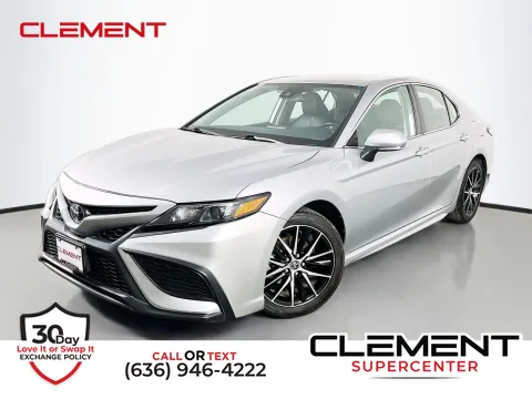 Silver 2022 Toyota Camry SE for sale in Florissant, MO