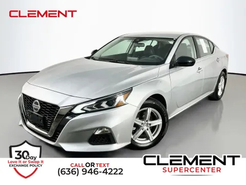 Silver 2022 Nissan Altima 2.5 SR for sale in Florissant, MO