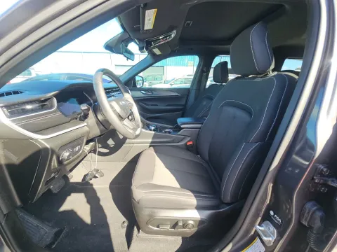 Another view of 2025 Jeep Grand Cherokee Laredo X for sale in Florissant, MO at Clement Pre-Owned