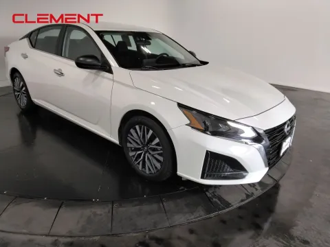 More photos of 2025 Nissan Altima 2.5 SV at Clement Pre-Owned, MO
